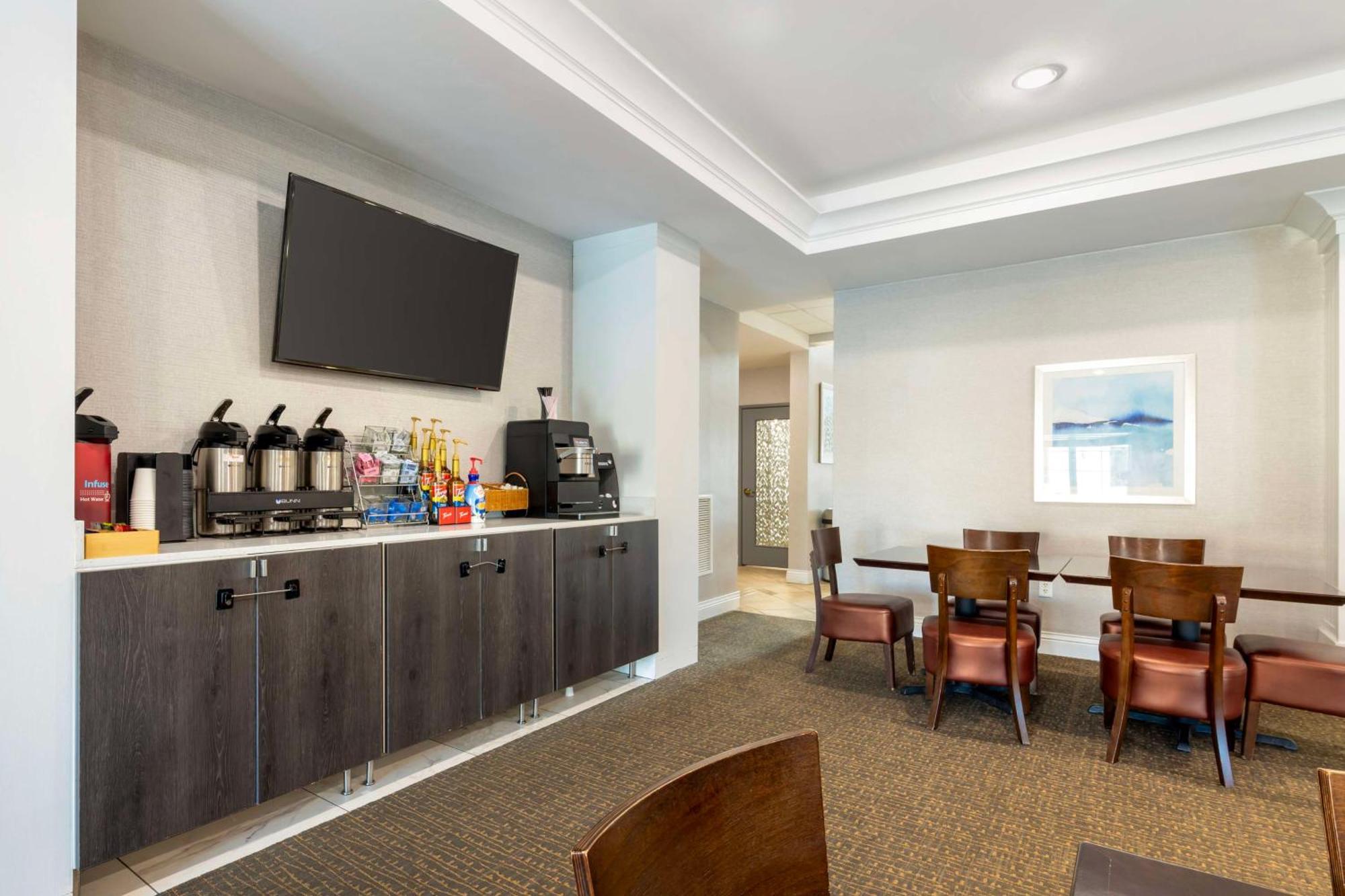 Best Western Plus Appleton Airport Mall Hotel Luaran gambar